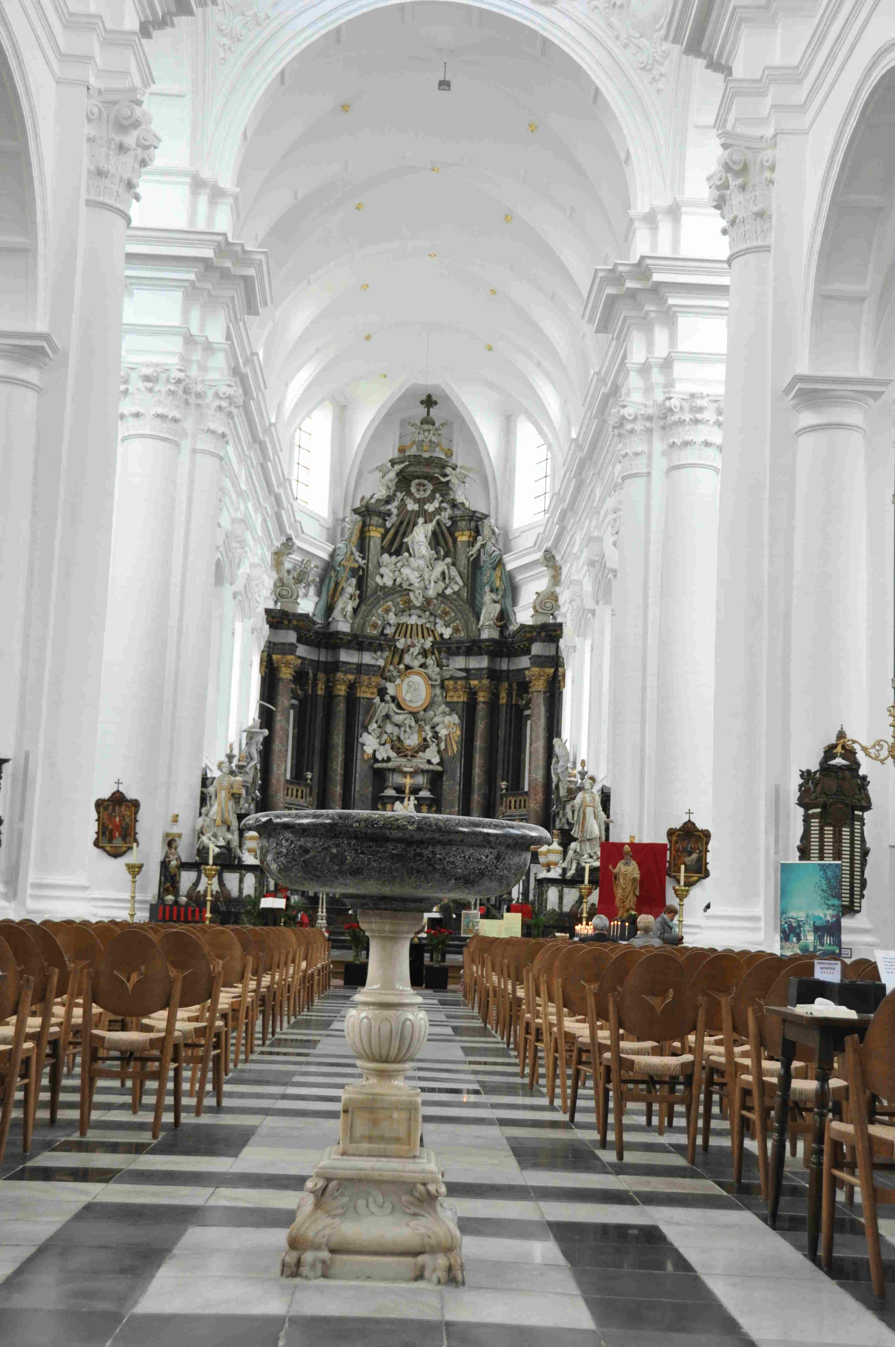 Altaar | O.L.V.-Hemelvaartkerk Ninove